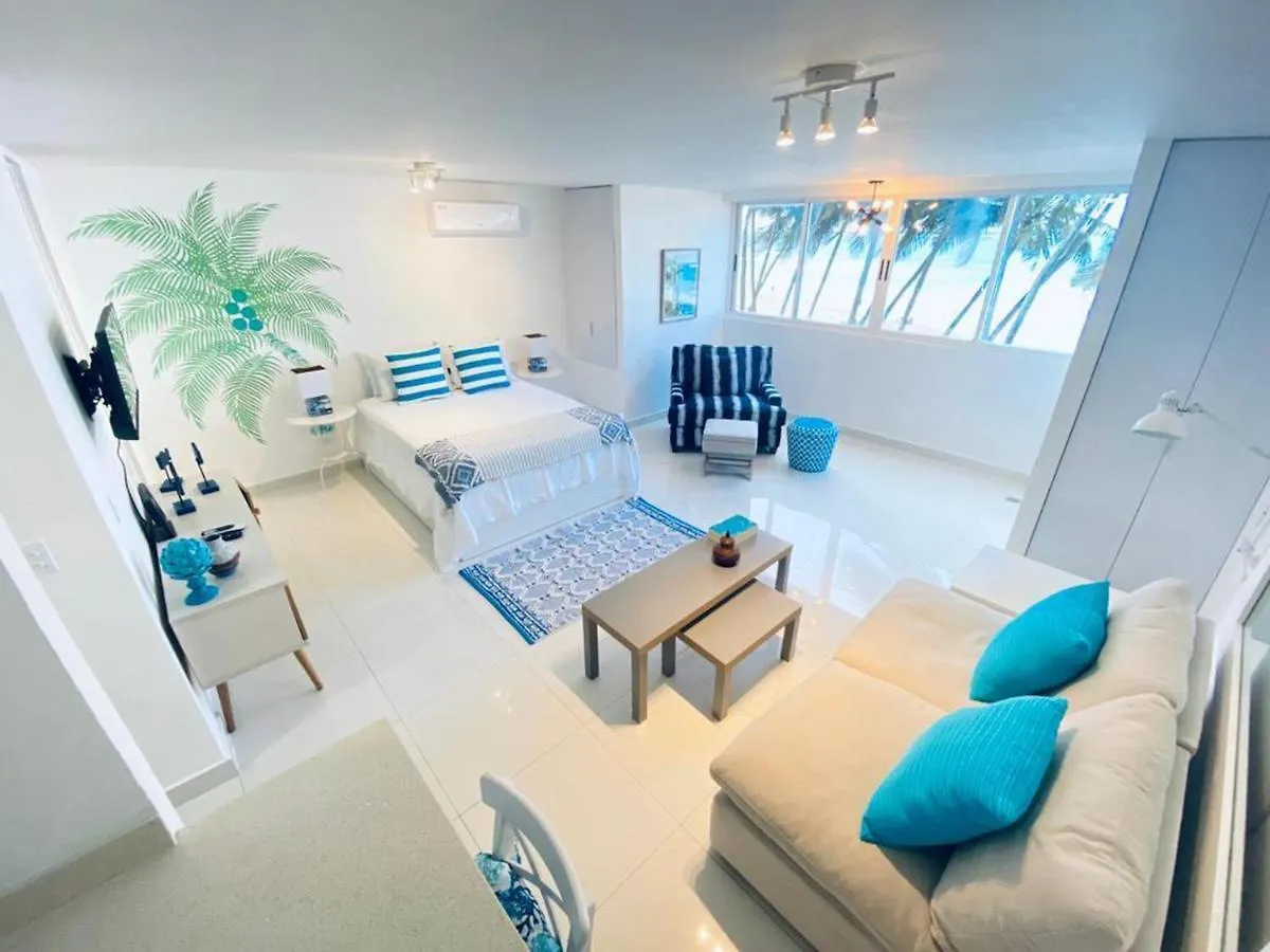 Kasa Las Palmas Studio Apt For 2 Ocean View Beachfront Condo Pool San Juan Apartment