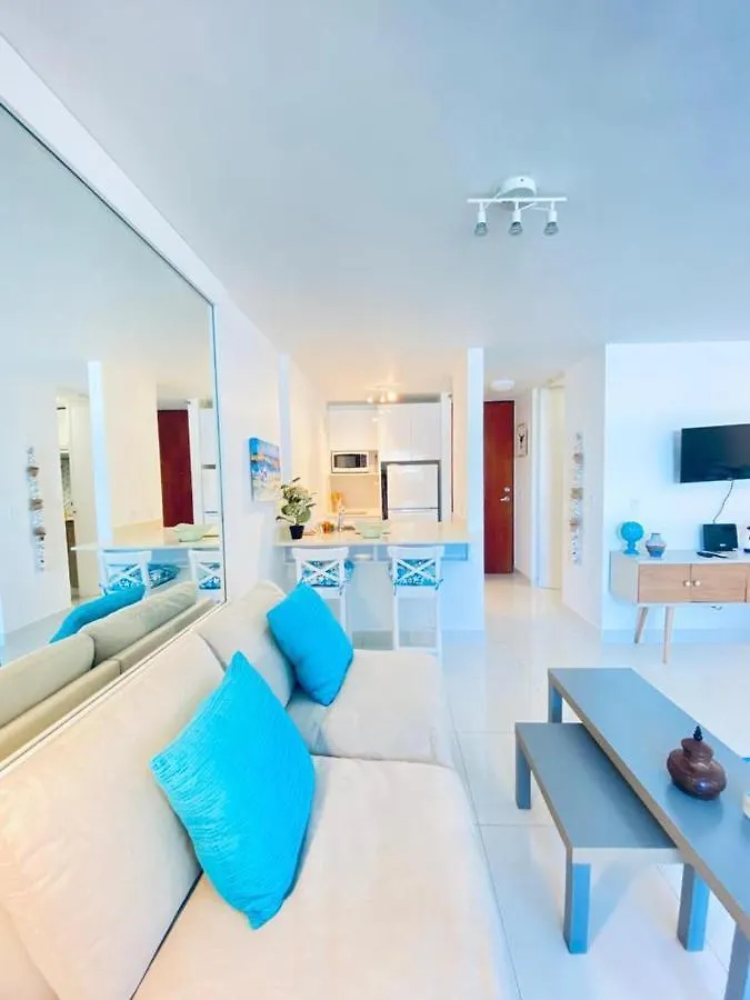 Kasa Las Palmas Studio Apt For 2 Ocean View Beachfront Condo Pool San Juan